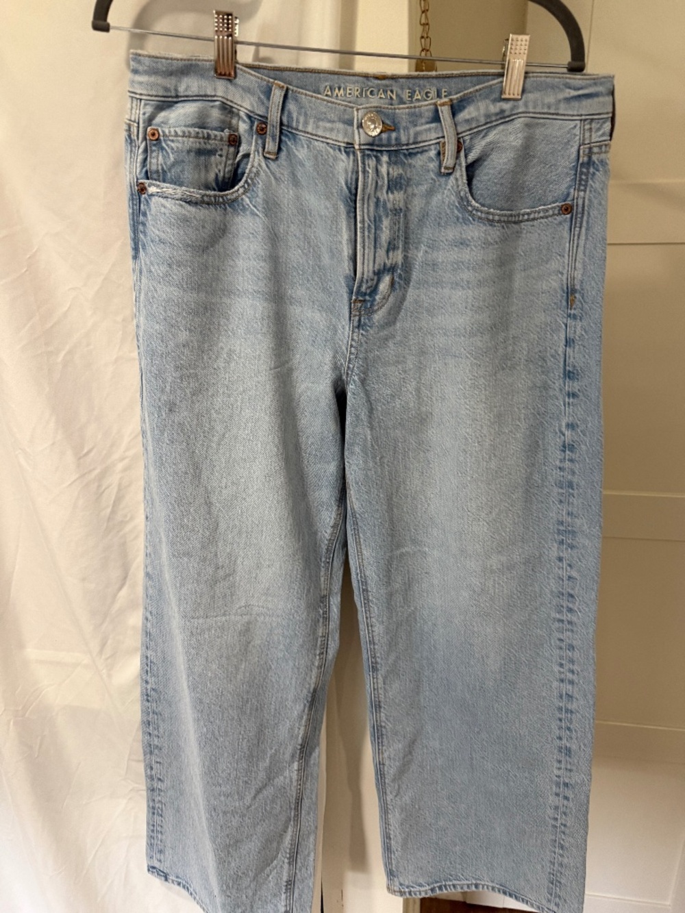 American Eagle Light Wash High Rise Wide Leg Jeans - 12 Short